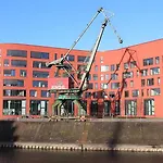 3 #netflix &wlan &kaffee Maschine & Zentral & 500m Innenhafen & 2 Min U Bahn Duisburg