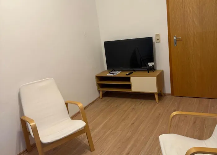 3 #netflix &wlan &kaffee Maschine & Zentral & 500m Innenhafen & 2 Min U Bahn * 杜伊斯堡