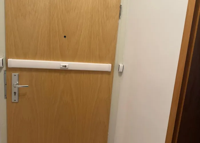 公寓 3 #netflix &wlan &kaffee Maschine & Zentral & 500m Innenhafen & 2 Min U Bahn